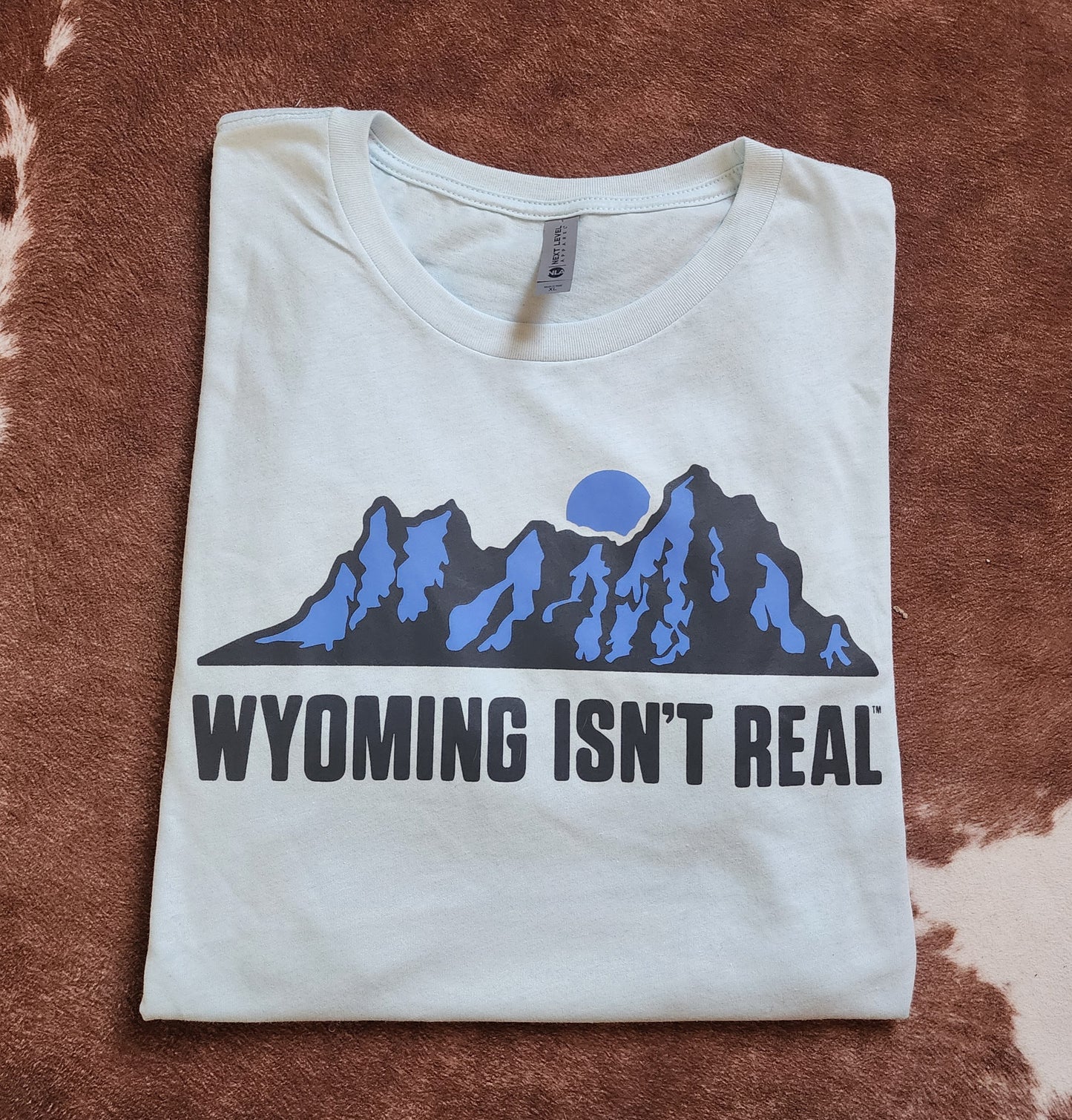 A-SALE T-Shirt Ice Blue w/Mountains